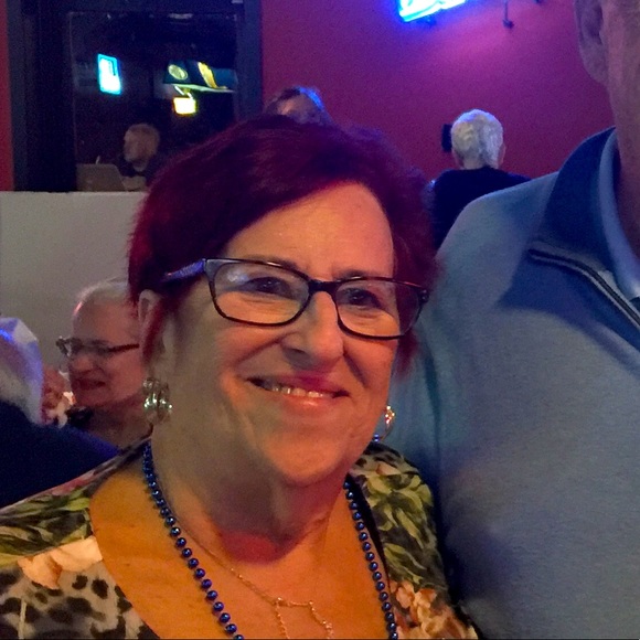 Meet your Posher, Linda - Picture 1 of 1